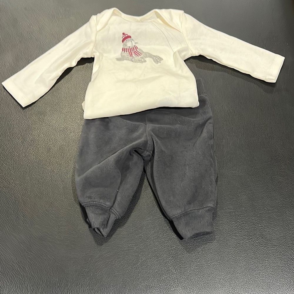 Carters outfit